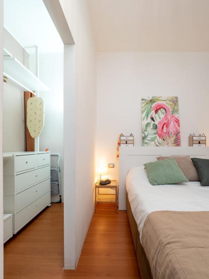 Navigli Apartment- Hosted By Sweetstay Mailand Exterior foto